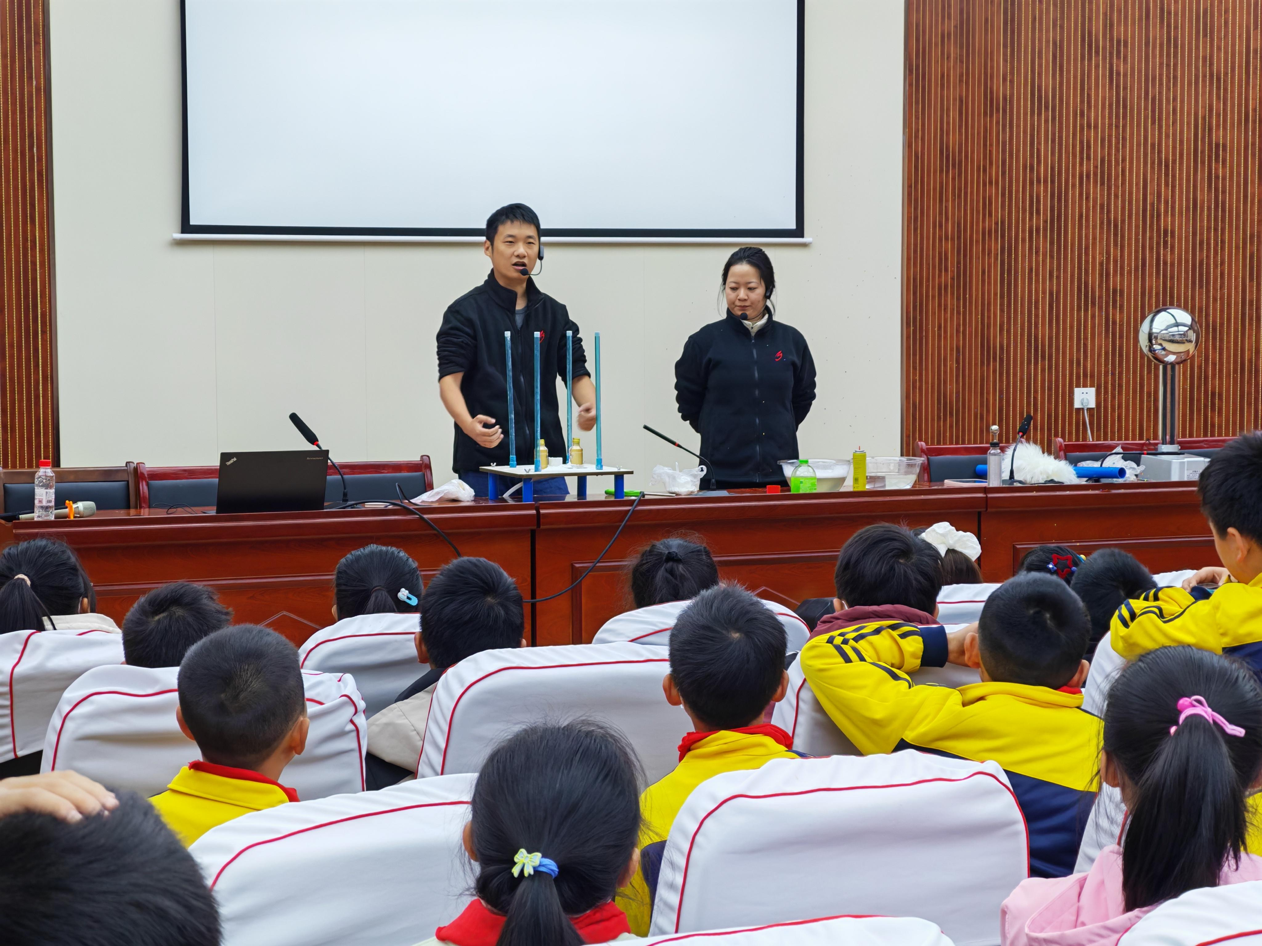 图片4.png 图片4.png